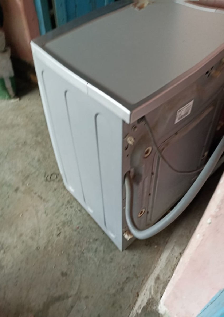 Post Image 3