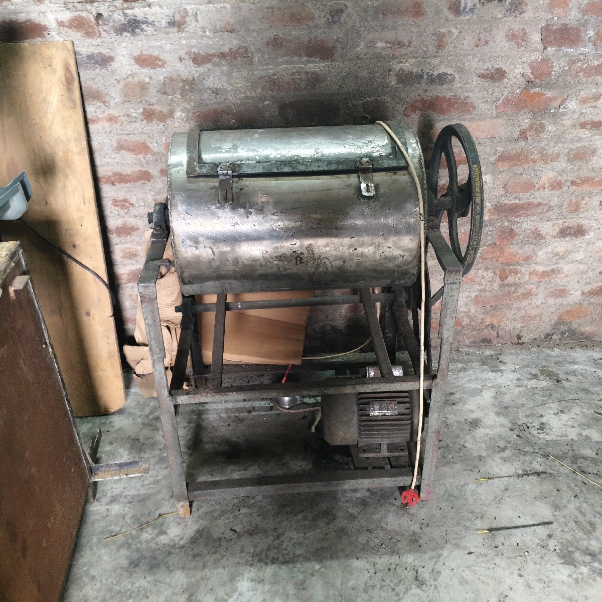 Post Image 3
