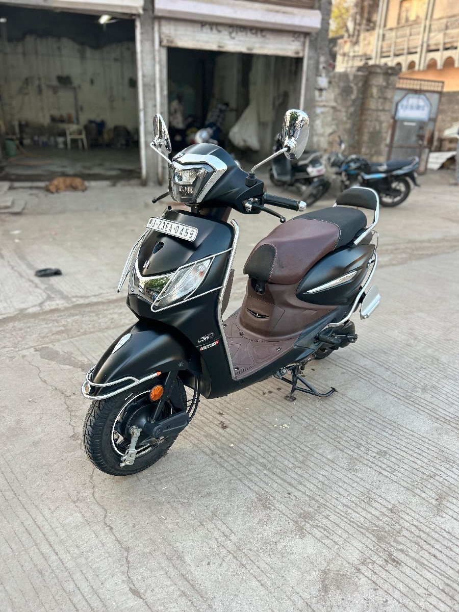 Post Image 3