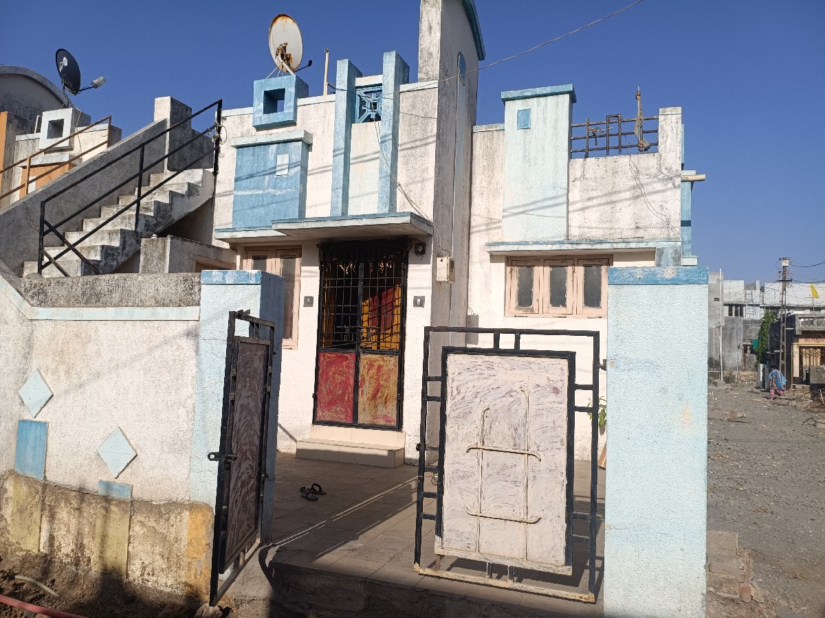 Post Image 1