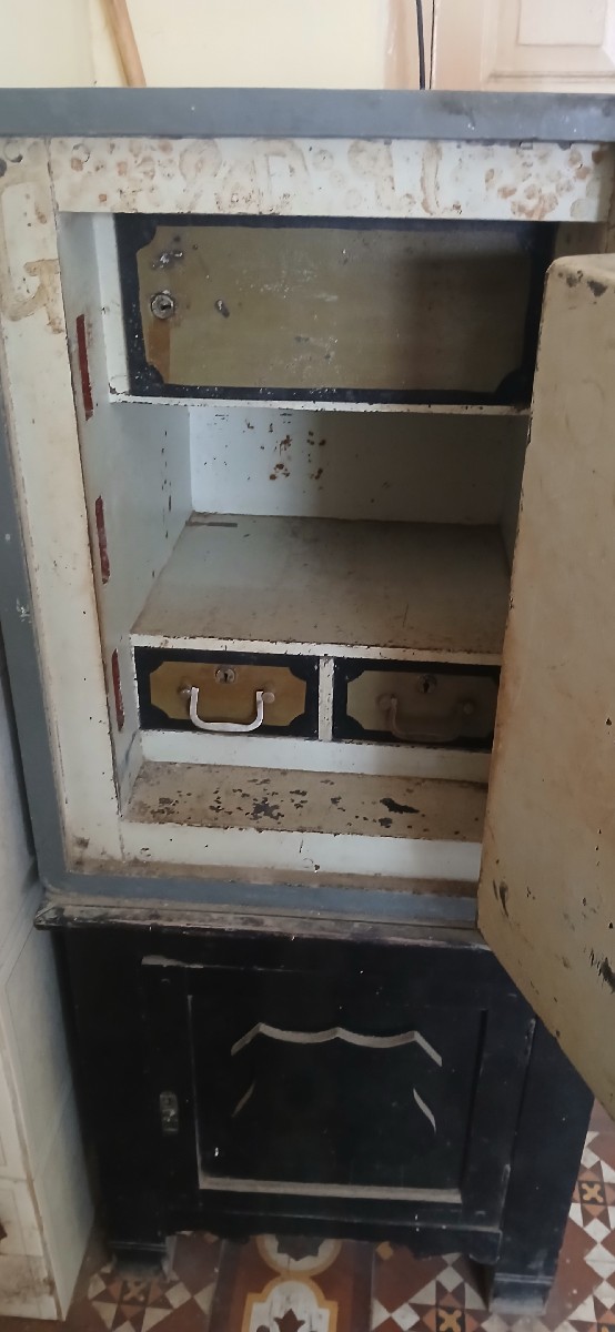 Post Image 2