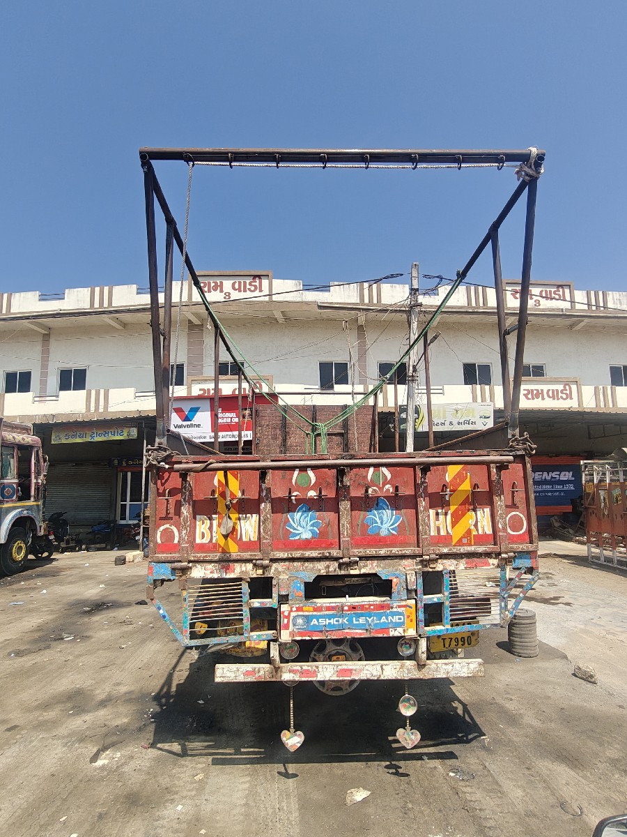 Post Image 3