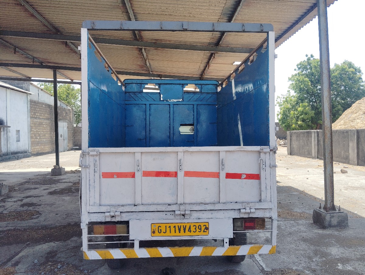 Post Image 3