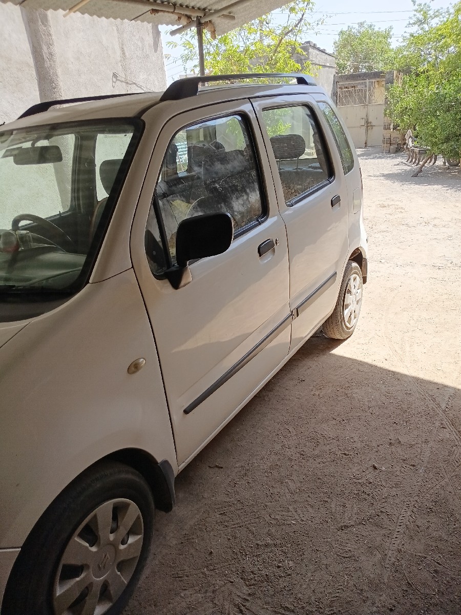 Post Image 3