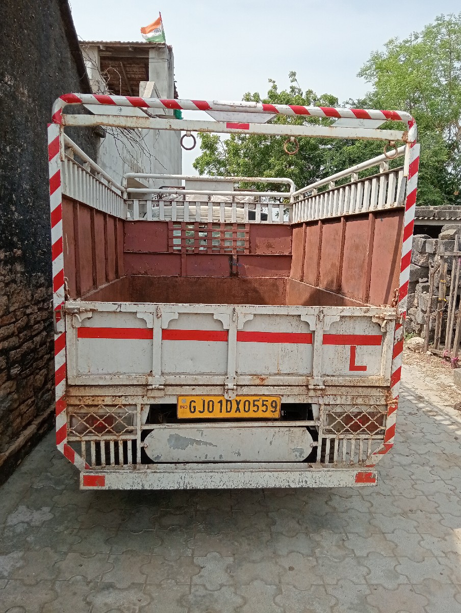 Post Image 3