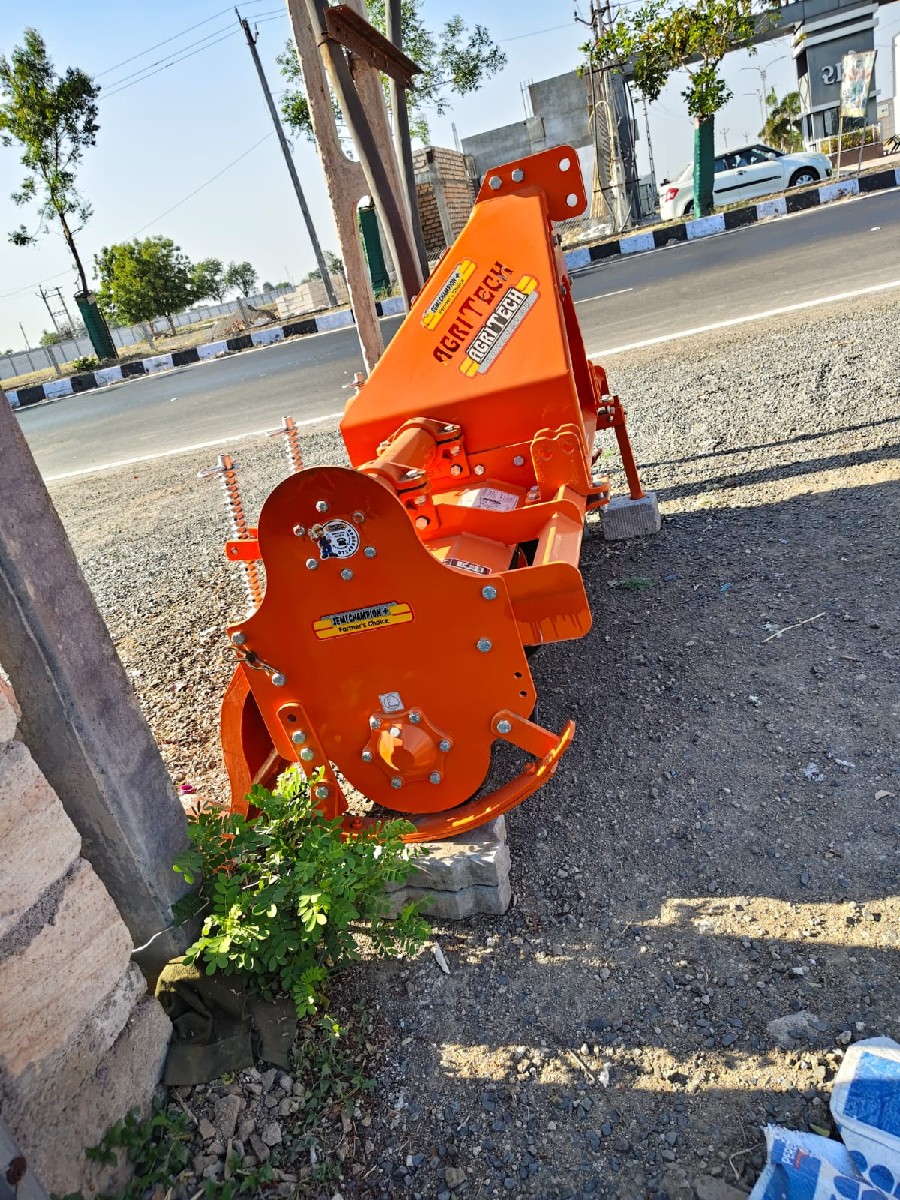 Post Image 4
