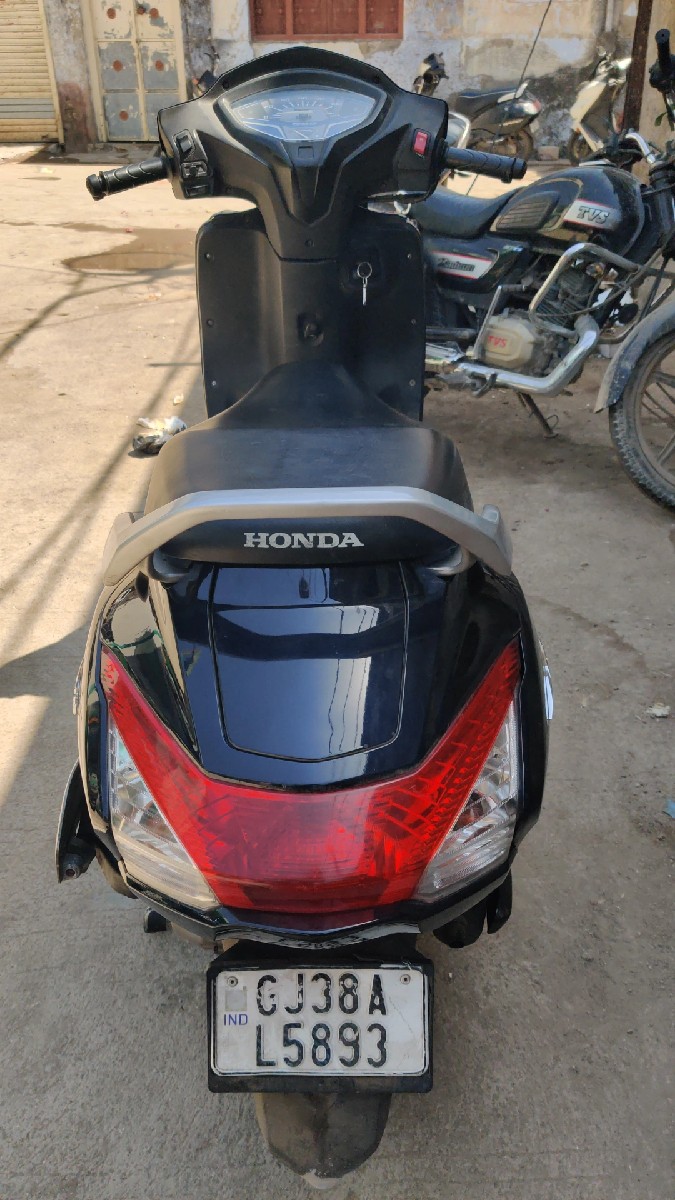 Post Image 3