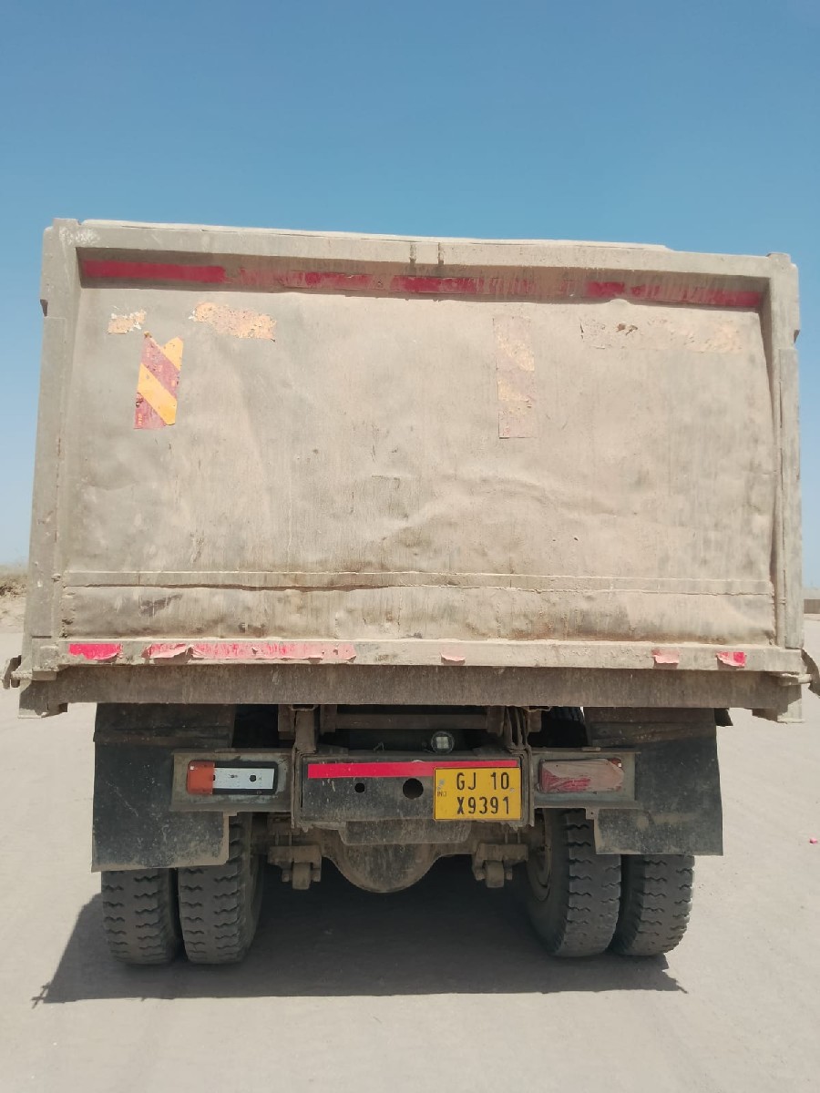 Post Image 3