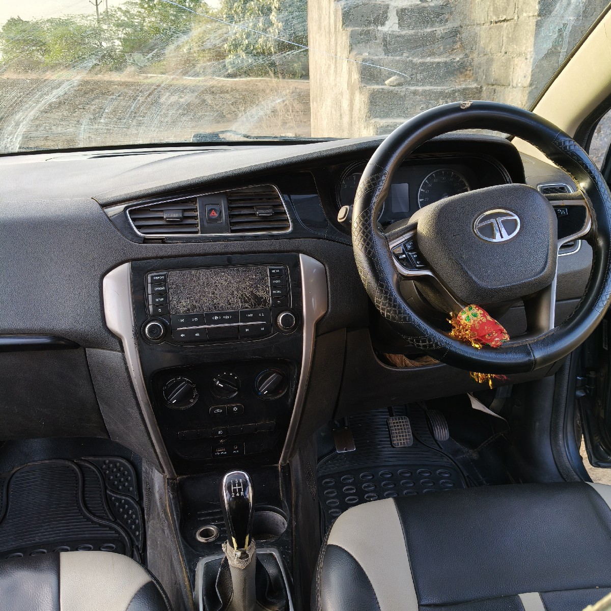 Post Image 3