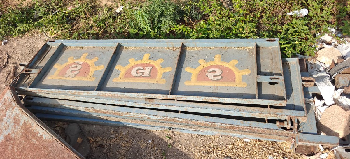Post Image 3