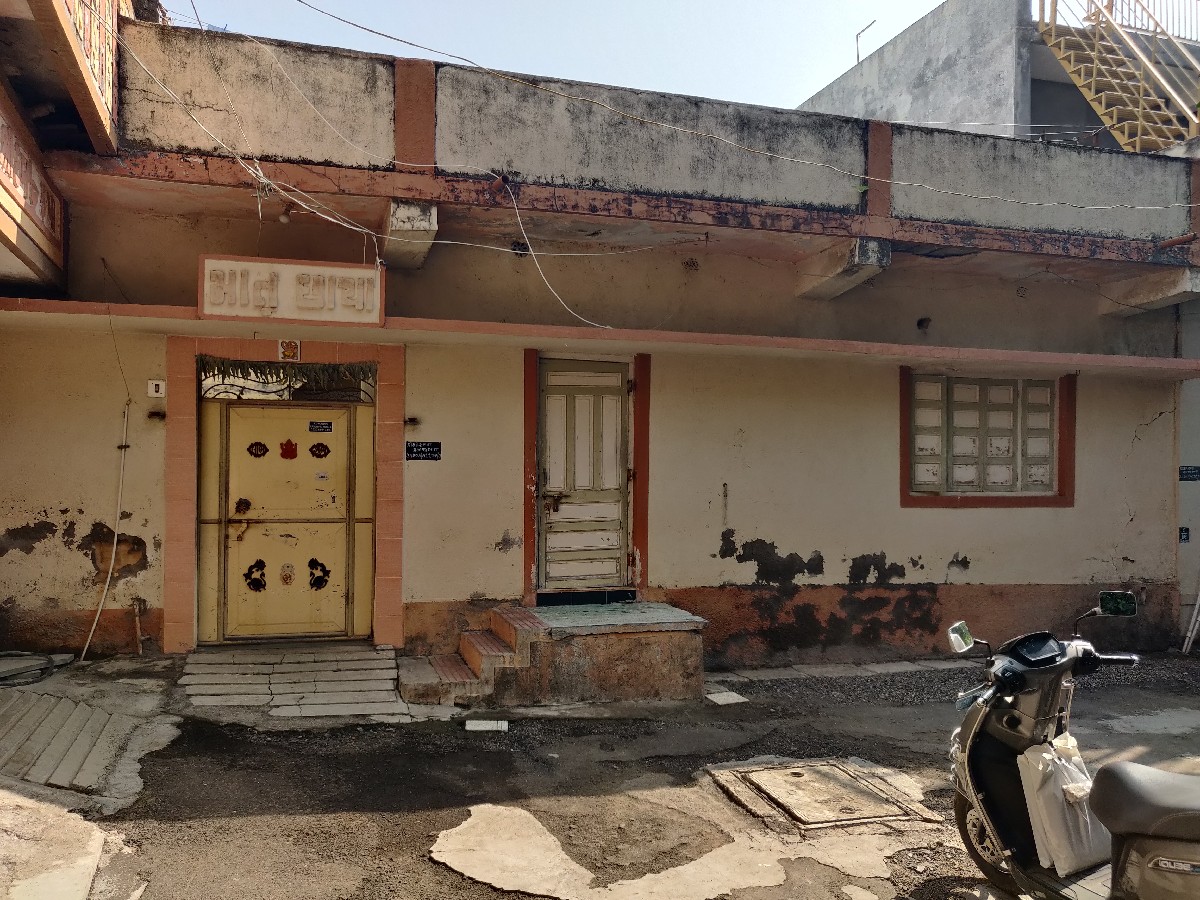 Post Image 1