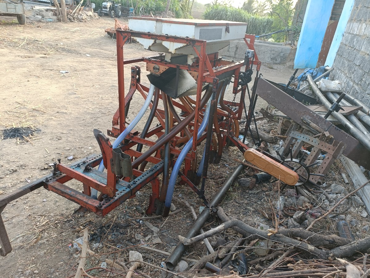 Post Image 4