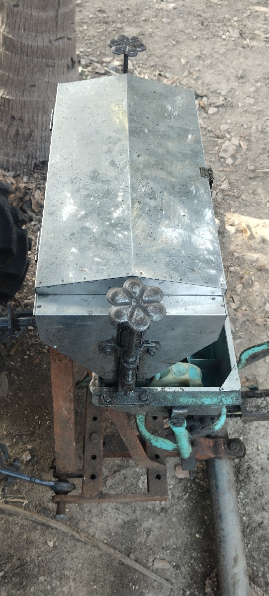 Post Image 3