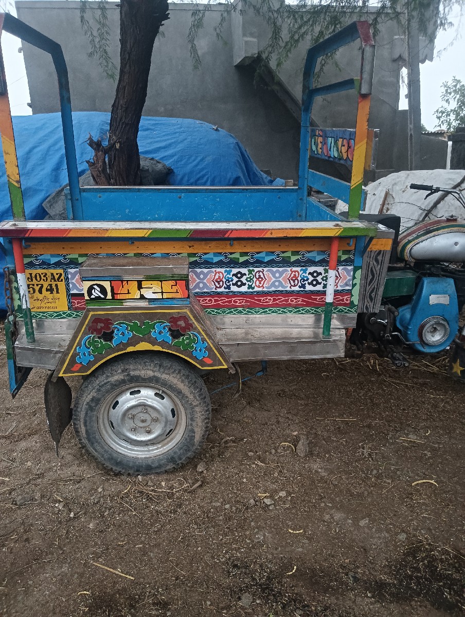Post Image 3