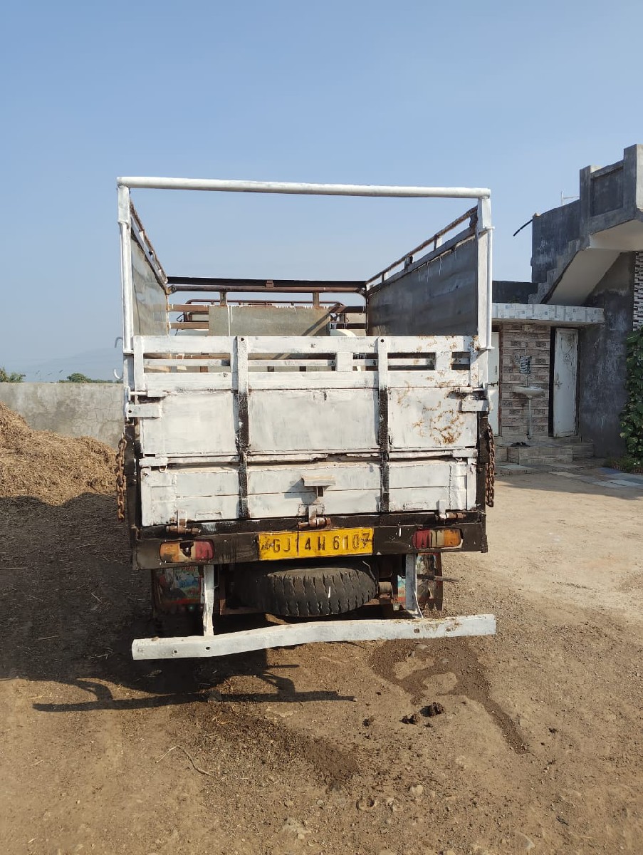 Post Image 3