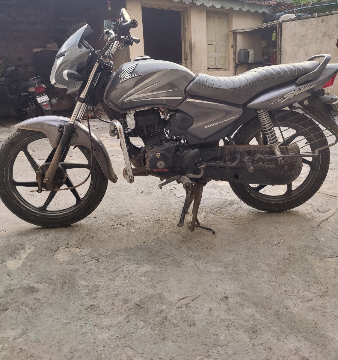Post Image 1