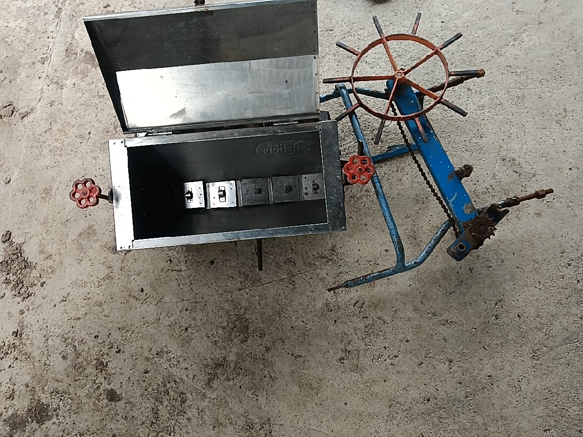 Post Image 1