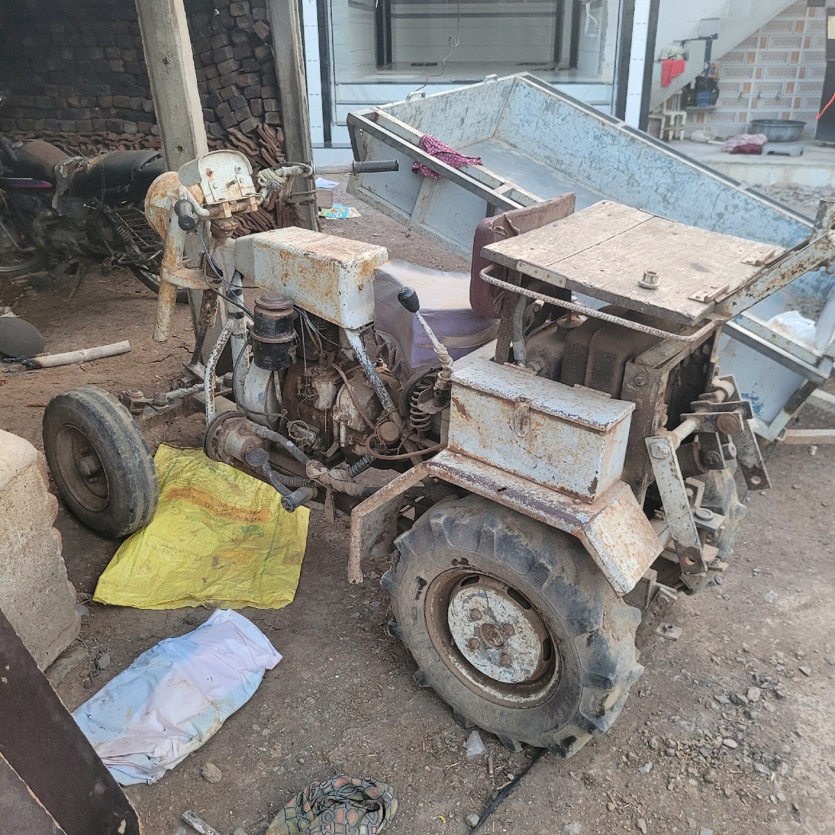 Post Image 3