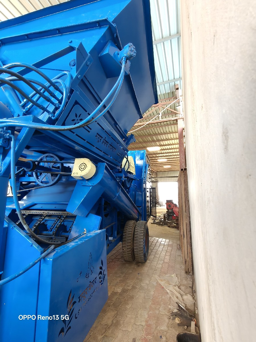 Post Image 4