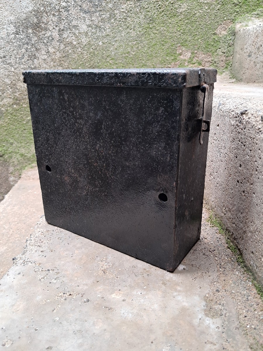 Post Image 1