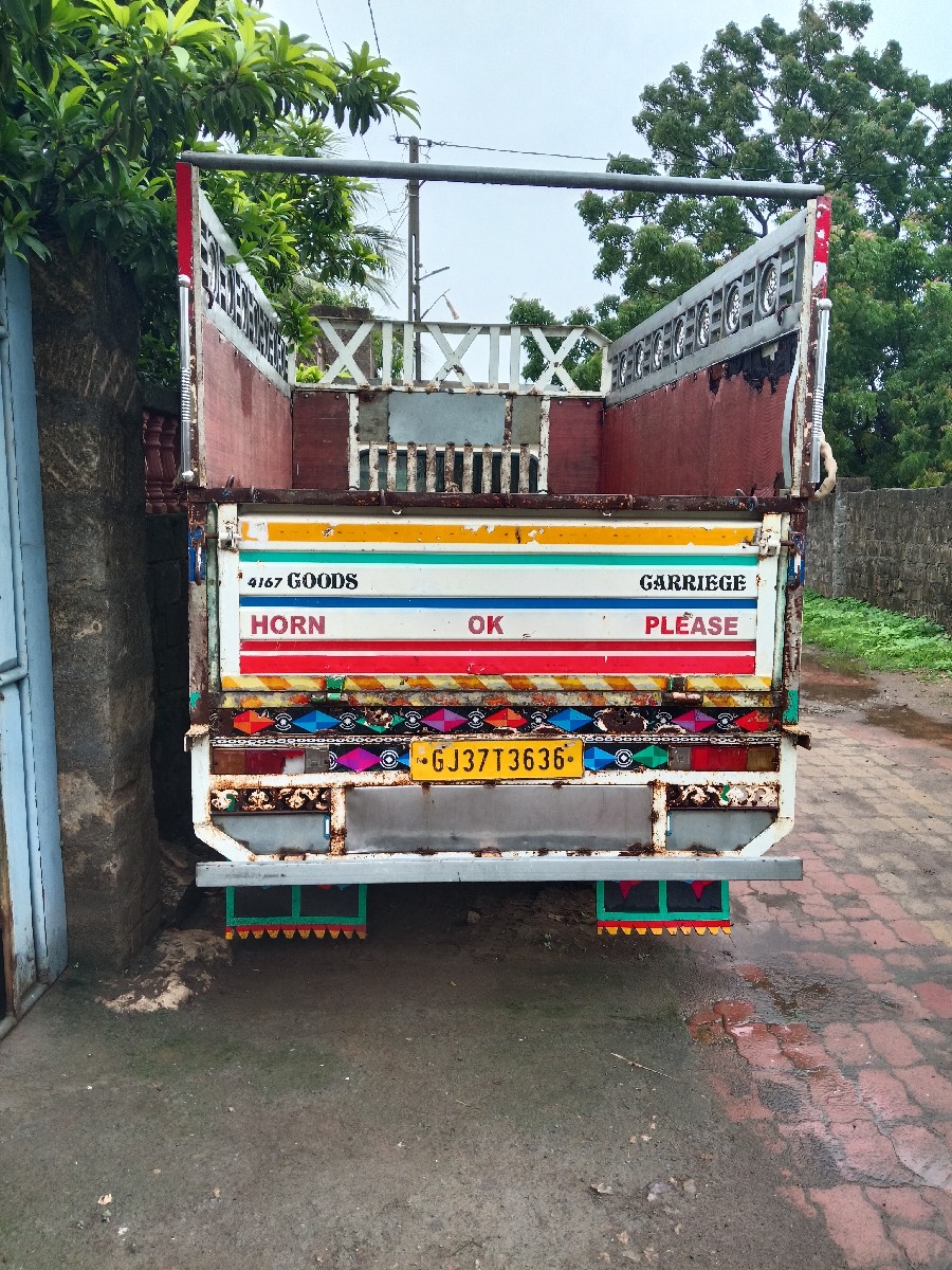 Post Image 3