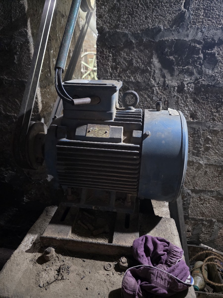 Post Image 1