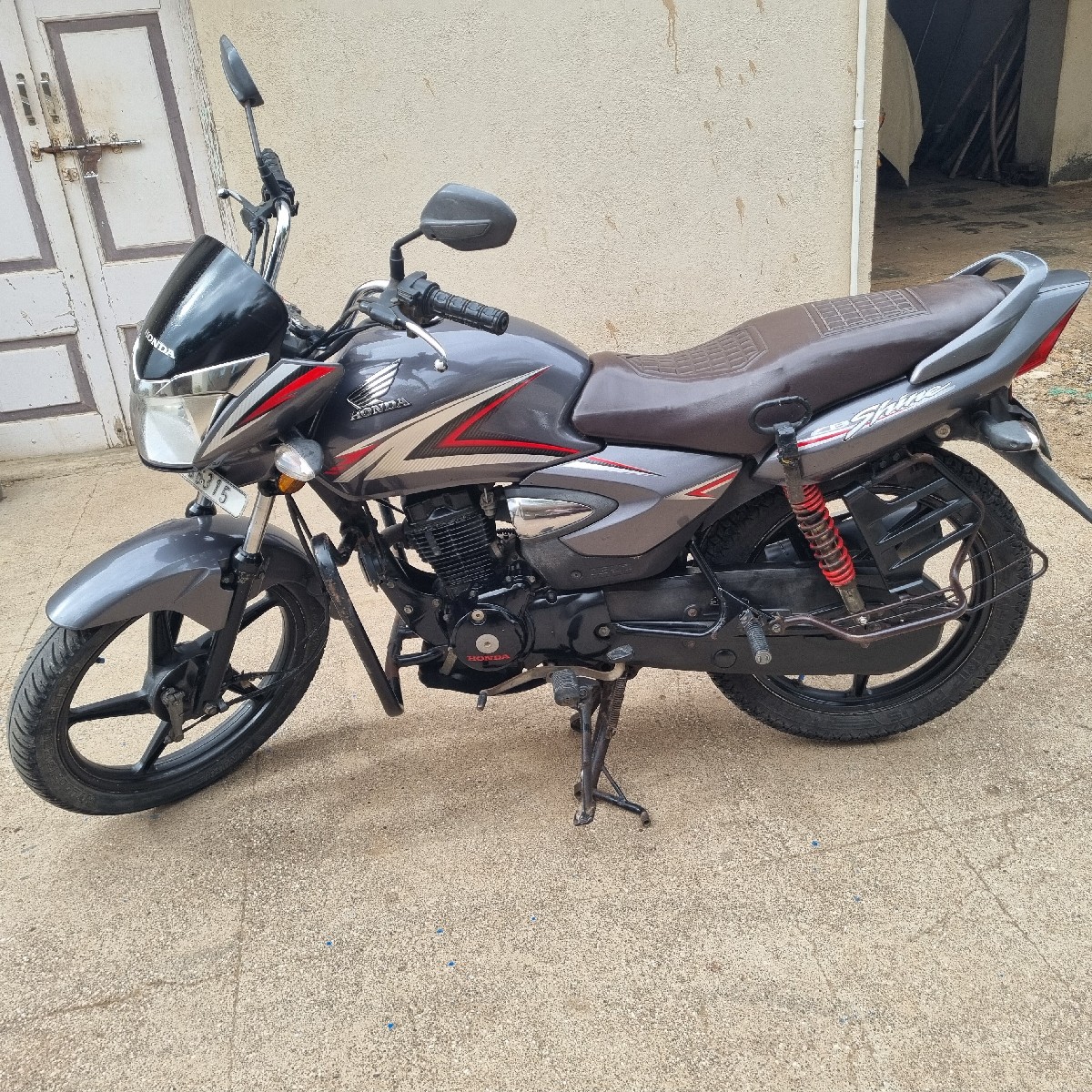 Post Image 1