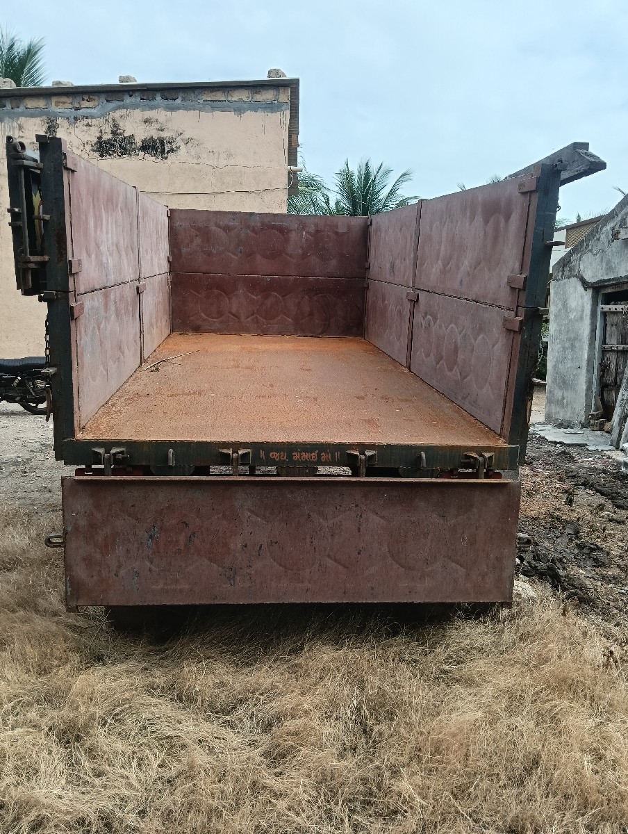 Post Image 3