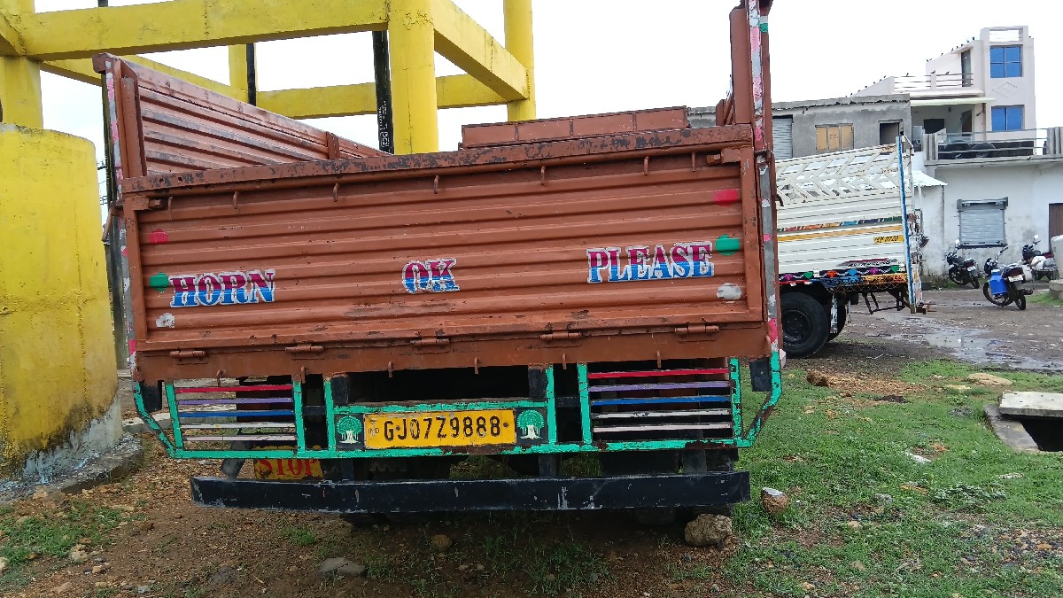 Post Image 1