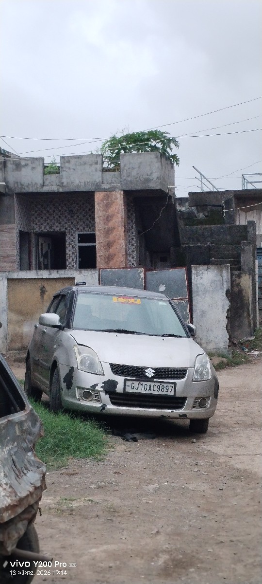 Post Image 3