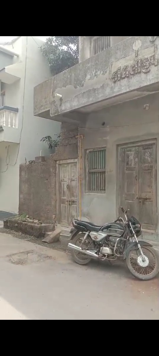 Post Image 1