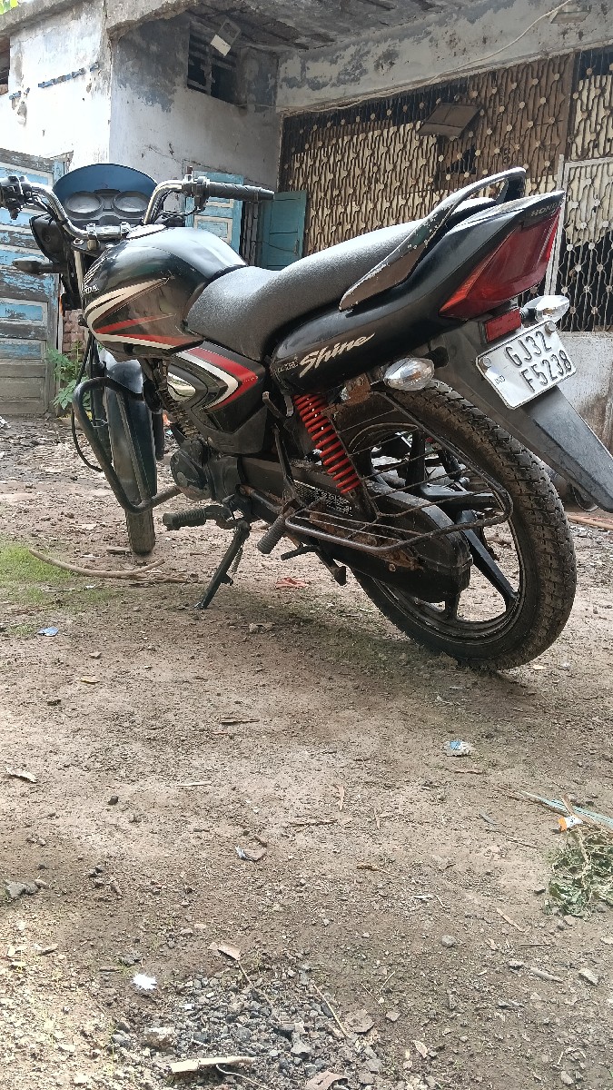 Post Image 3