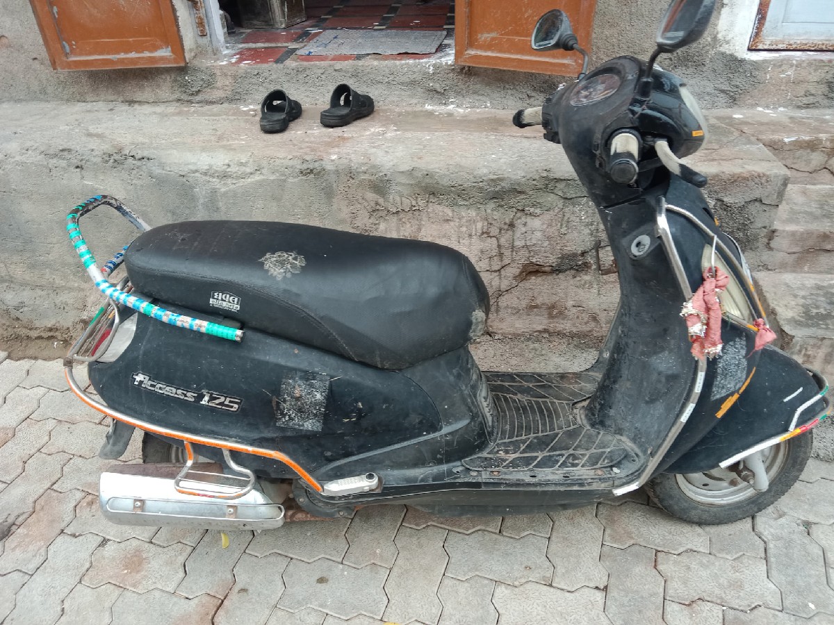 Post Image 3