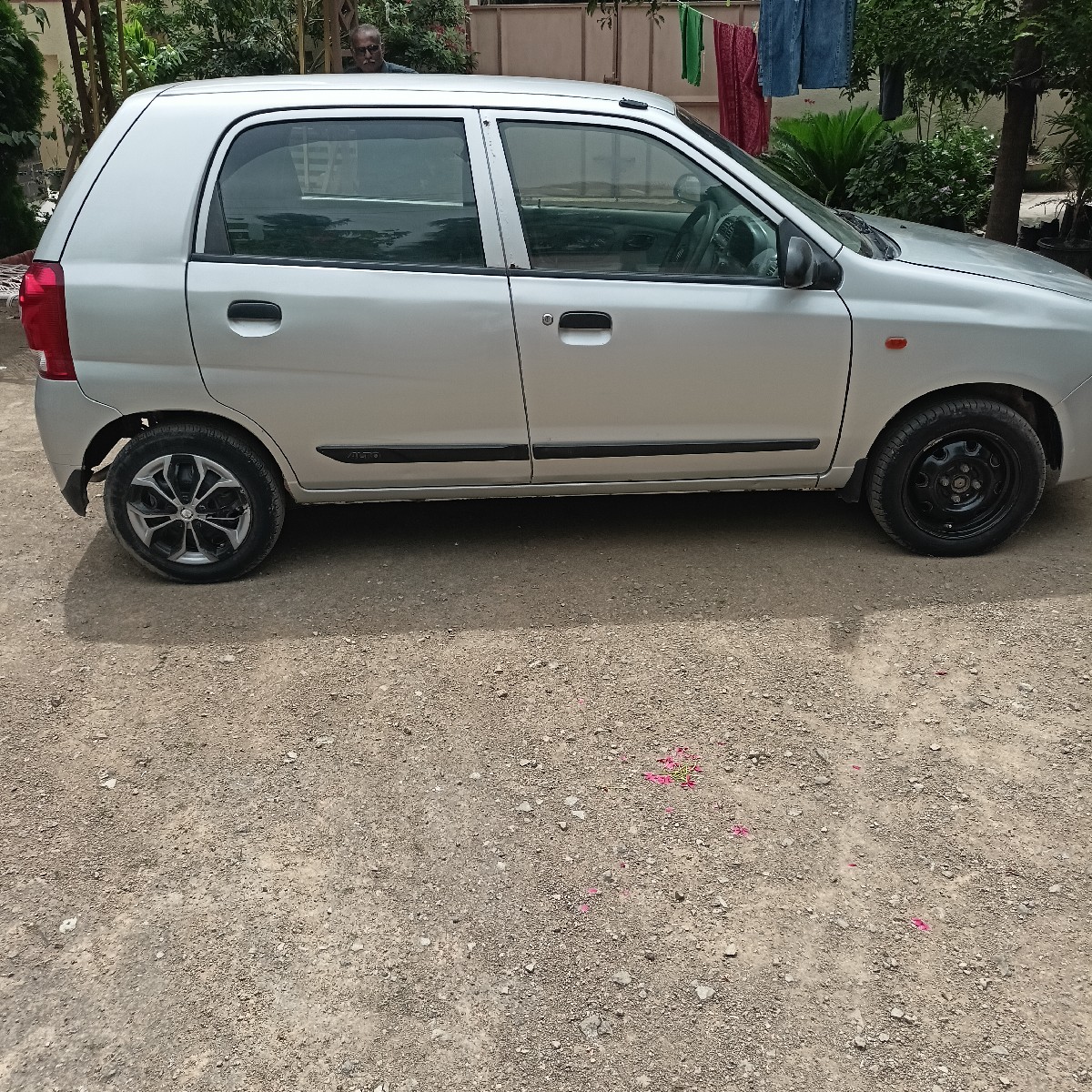 Post Image 3