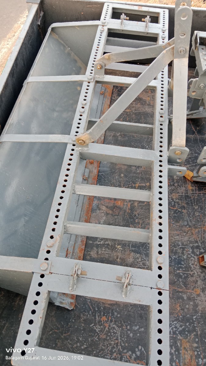 Post Image 4