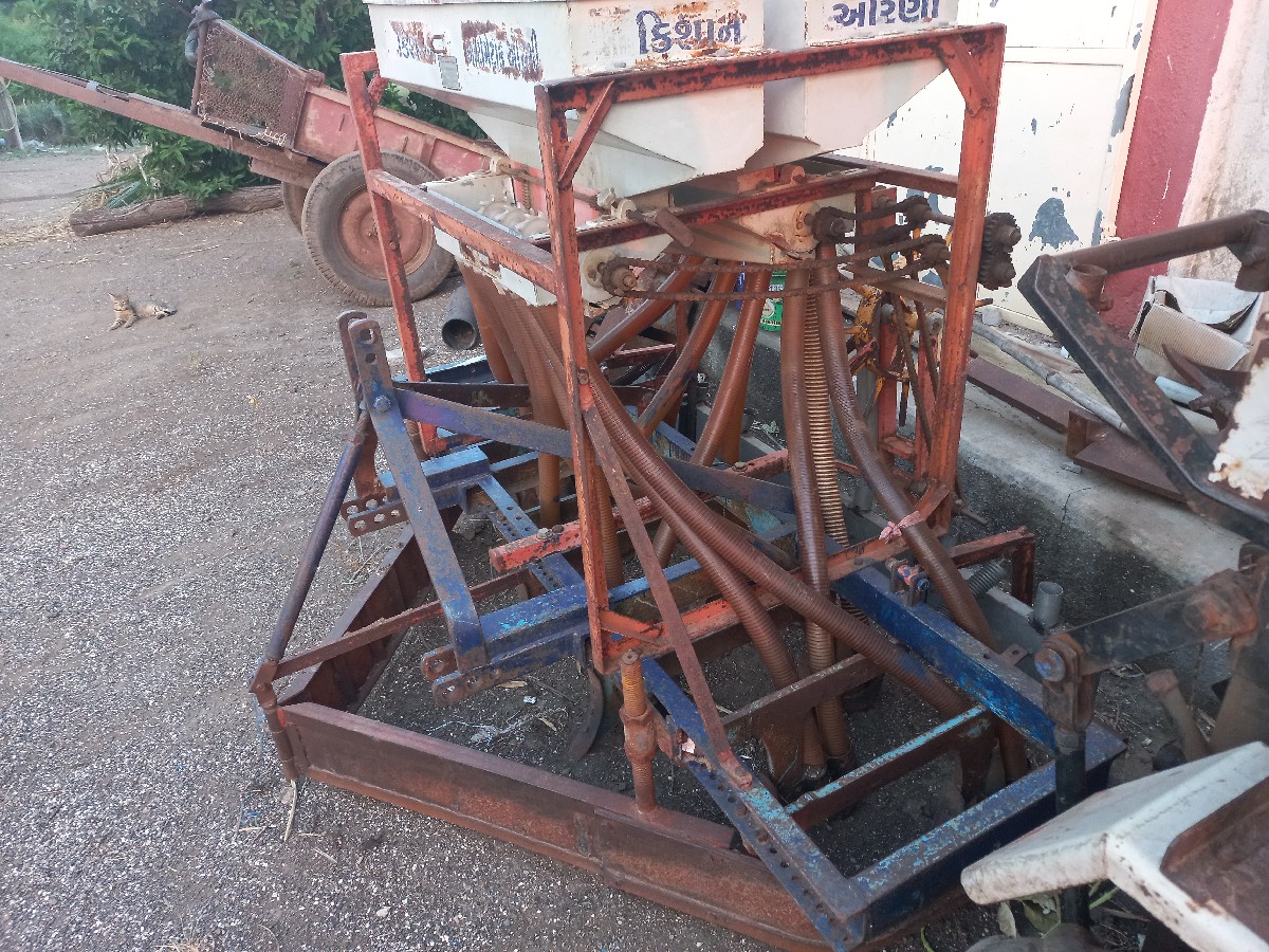 Post Image 3