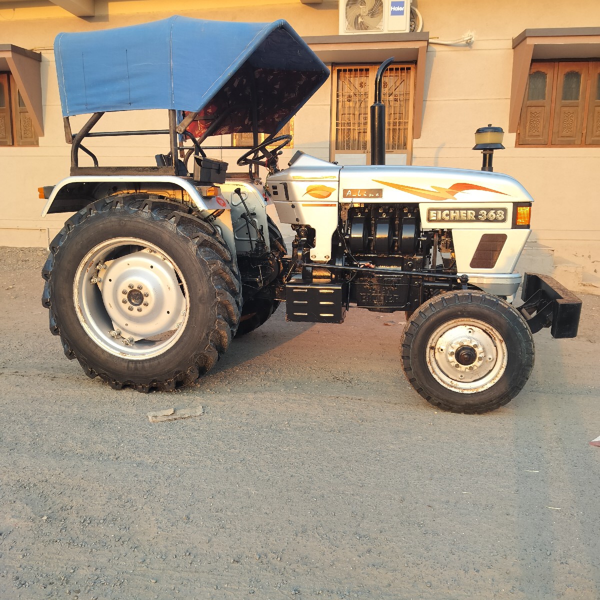 Post Image 4
