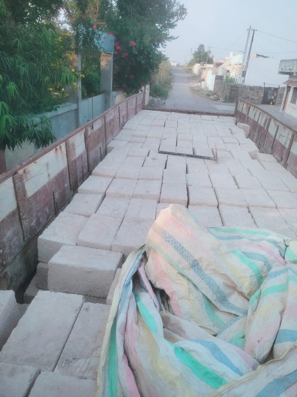 थंबनेल 5