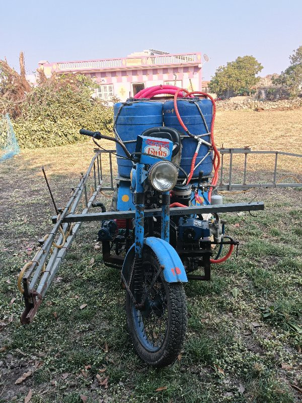 સનેડો ટ્રેક્ટર અને પંપ સાતી