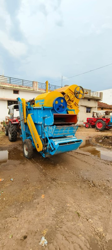 थंबनेल 2