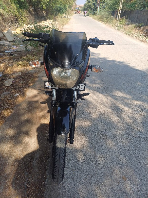 Bajaj pulsar 150 cc