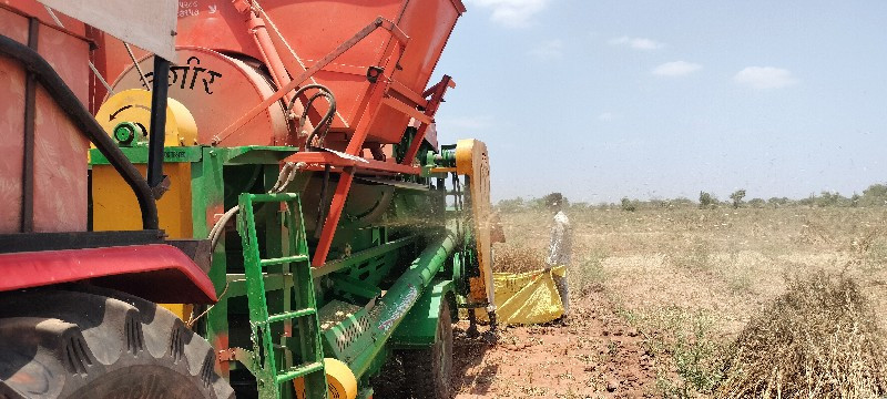 રંગીર ઠેચર વેચવાનું છે