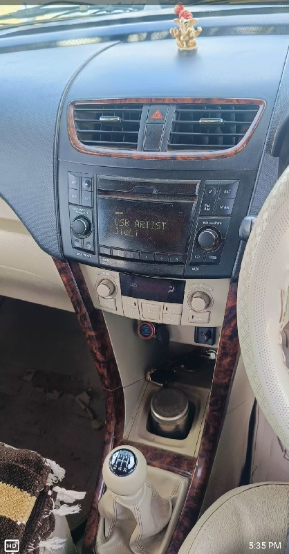 ગાડી વેચ વા ની છે