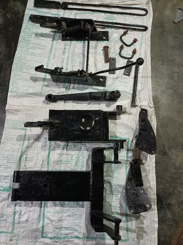 ટ્રેક્ટર નો ઓટોમેટીક હુક વેચવાનો છે