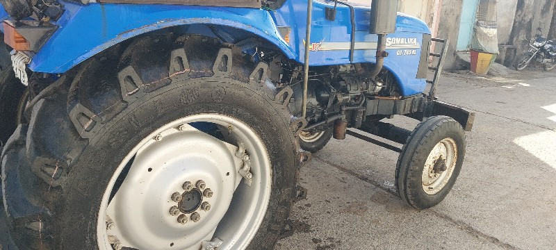 थंबनेल 2