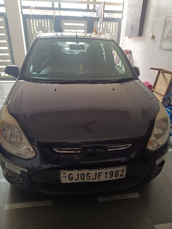 Direct customer selling car