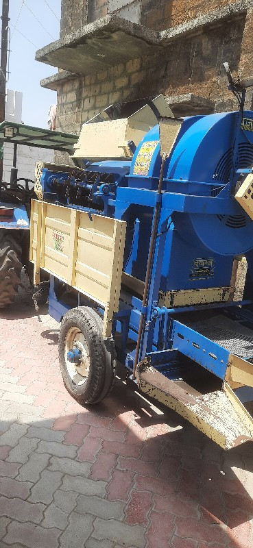 थंबनेल 3