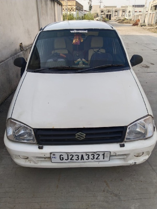 ફોર વ્હીલ-કાર વેચવાની છે
