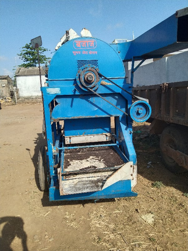 Bajaj fukani 2016-2017 model