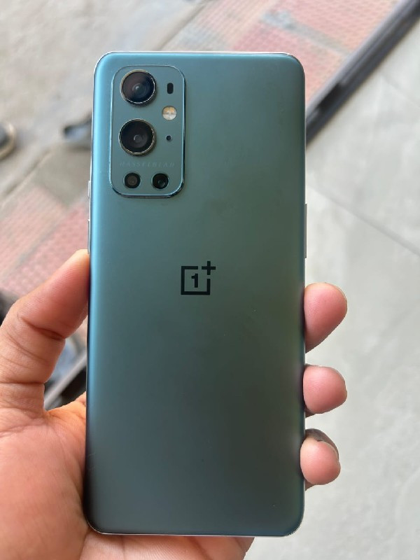 ONE PLUS 9 PRO
12/256. GB